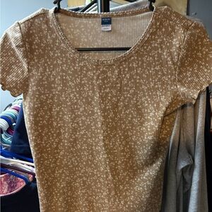 Old Navy Tan Floral Short Sleeve Tee